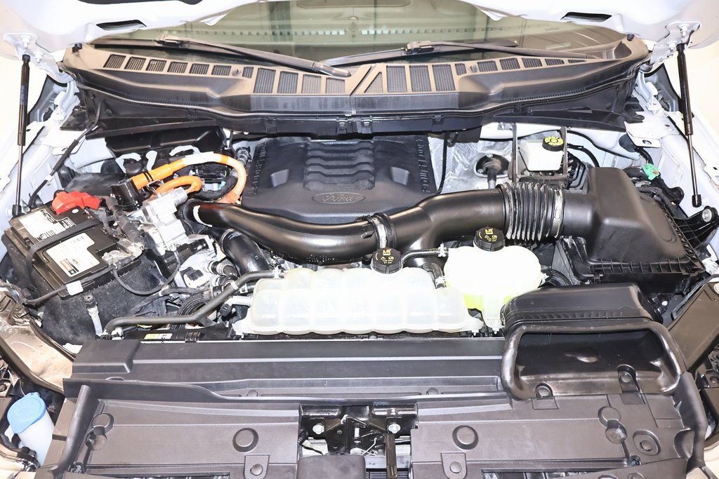 Certified 2021 Ford F150 Lariat w/ Equipment Group 502A High image 48