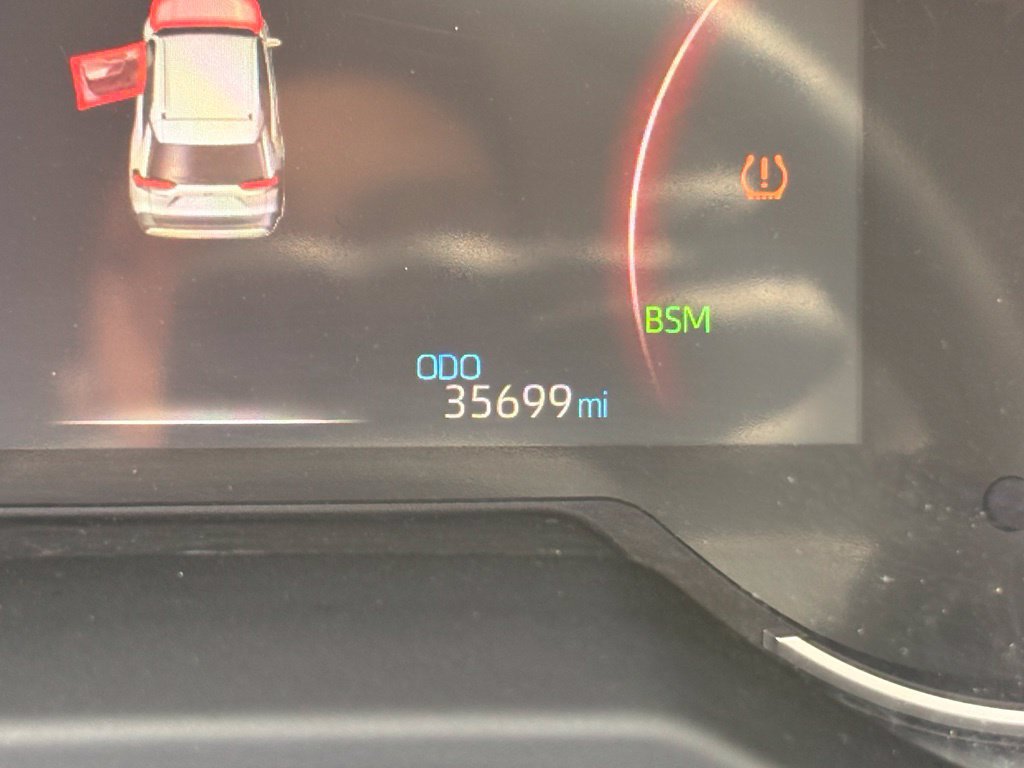 Used 2025 Toyota RAV4 XLE AWD/4WD image 14