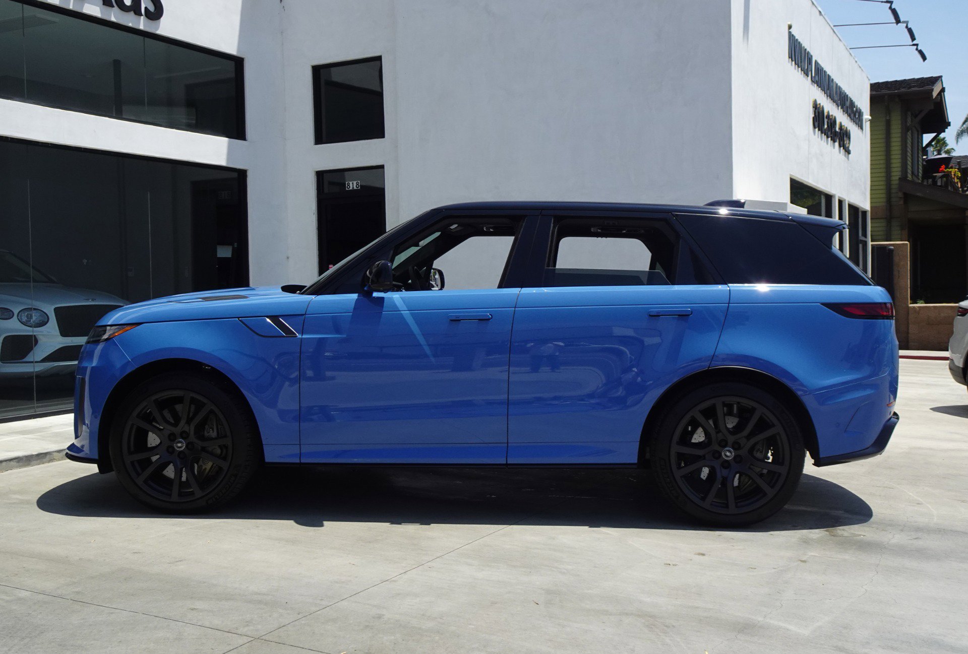 Used 2024 Land Rover Range Rover Sport SV Edition One Carbon Bronze AWD/4WD image 4