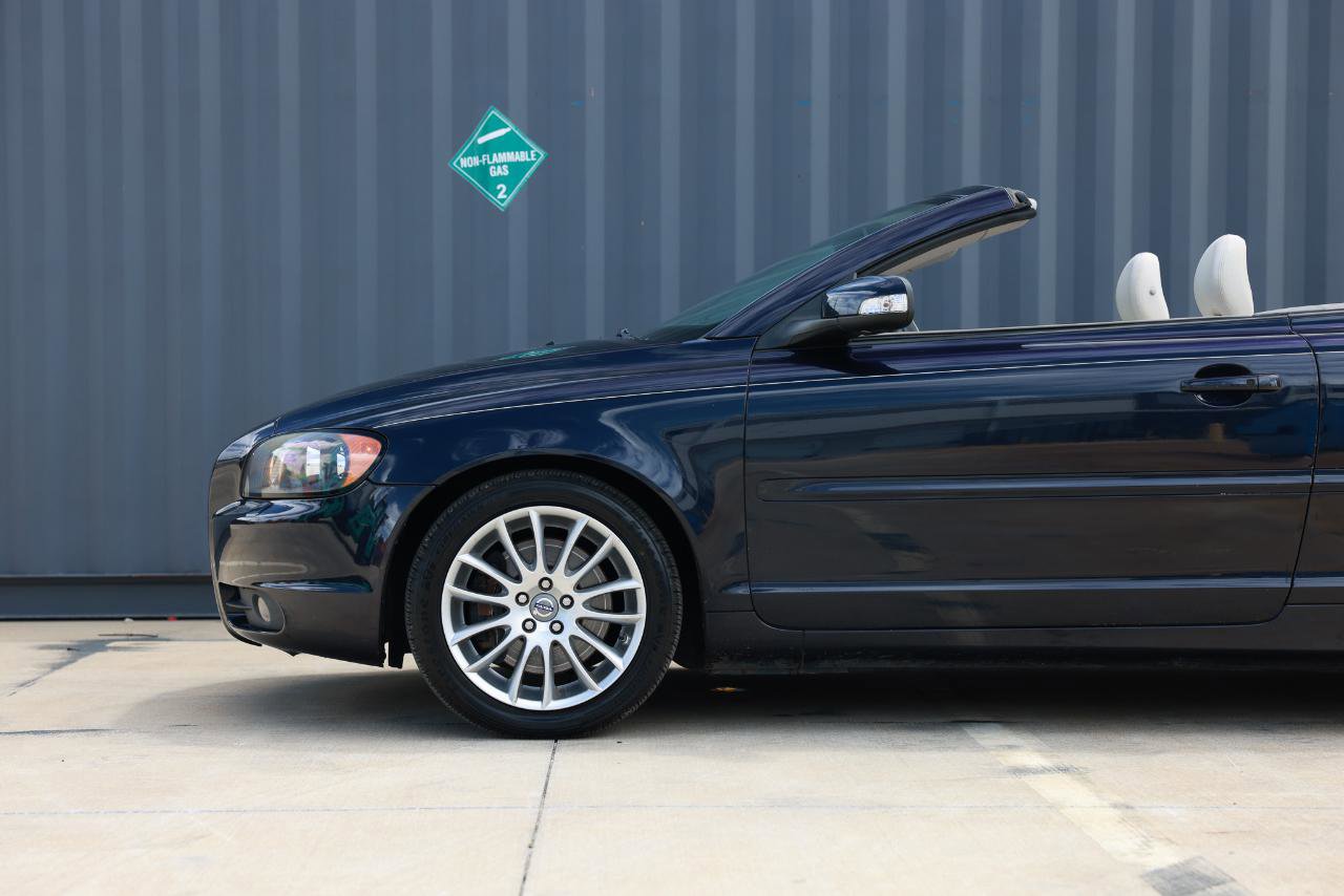 Used 2008 Volvo C70 T5 FWD image 25