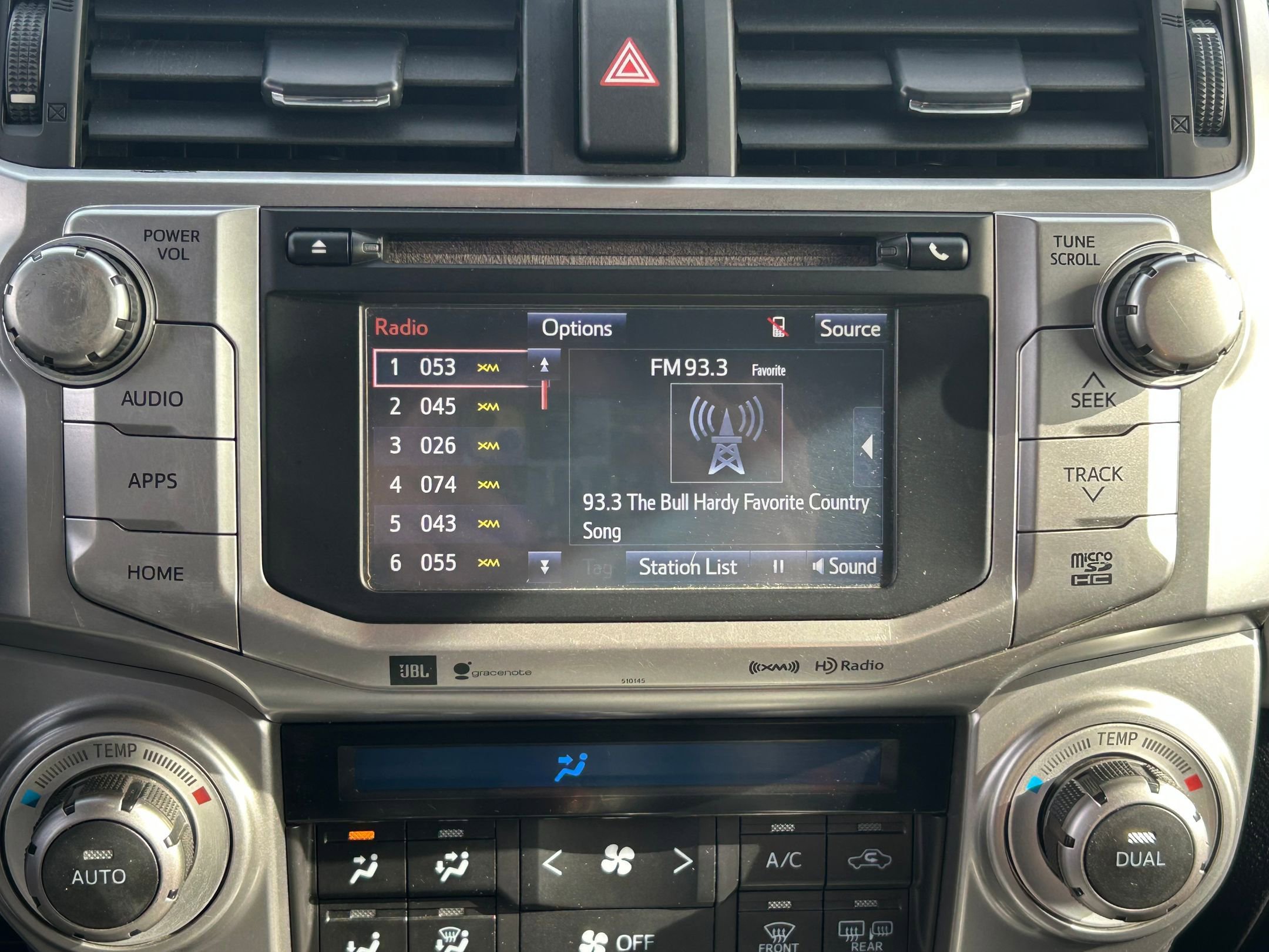 Used 2017 Toyota 4Runner Limited AWD/4WD image 20