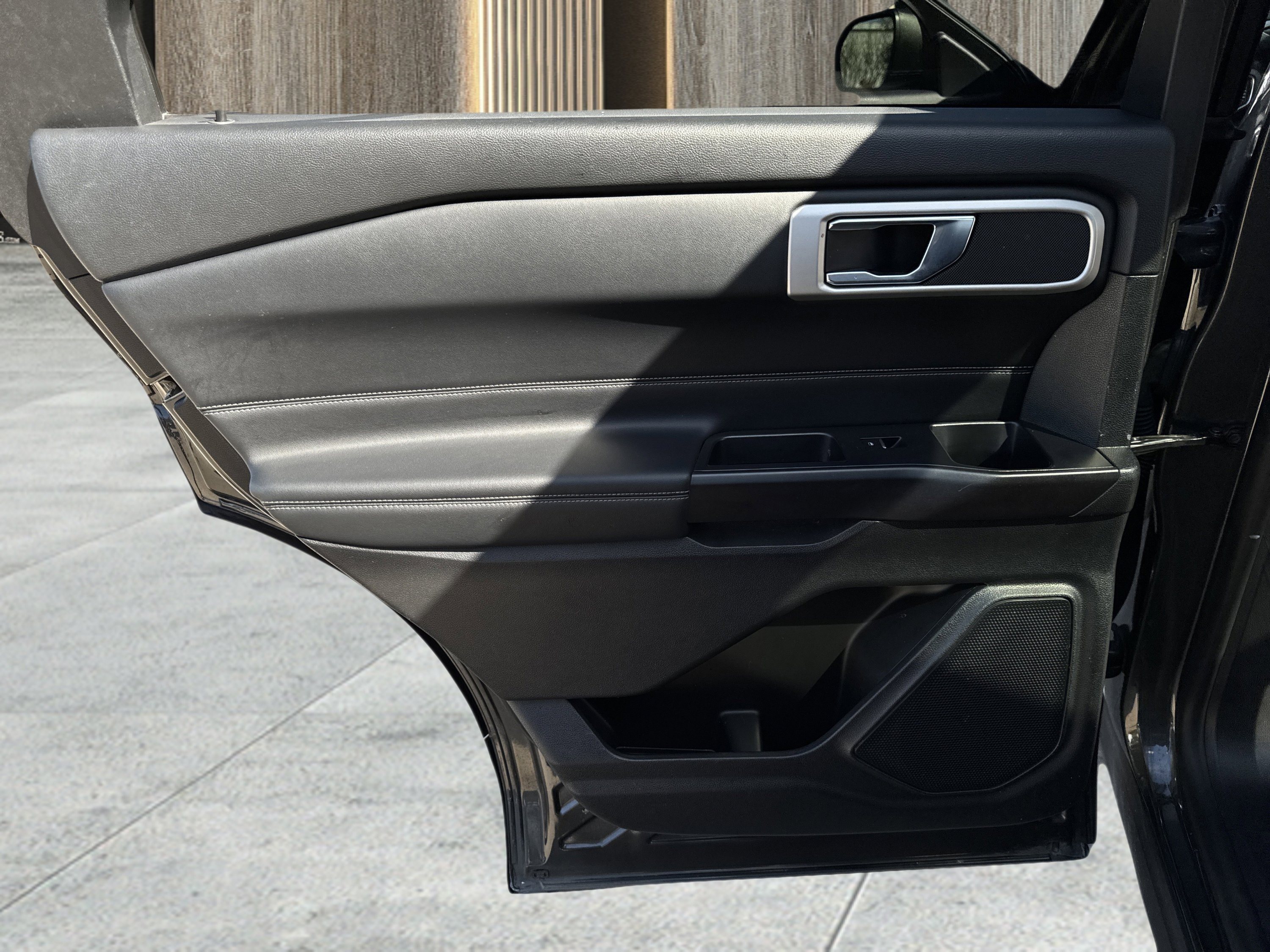 Used 2020 Ford Explorer XLT w/ Equipment Group 202A image 36