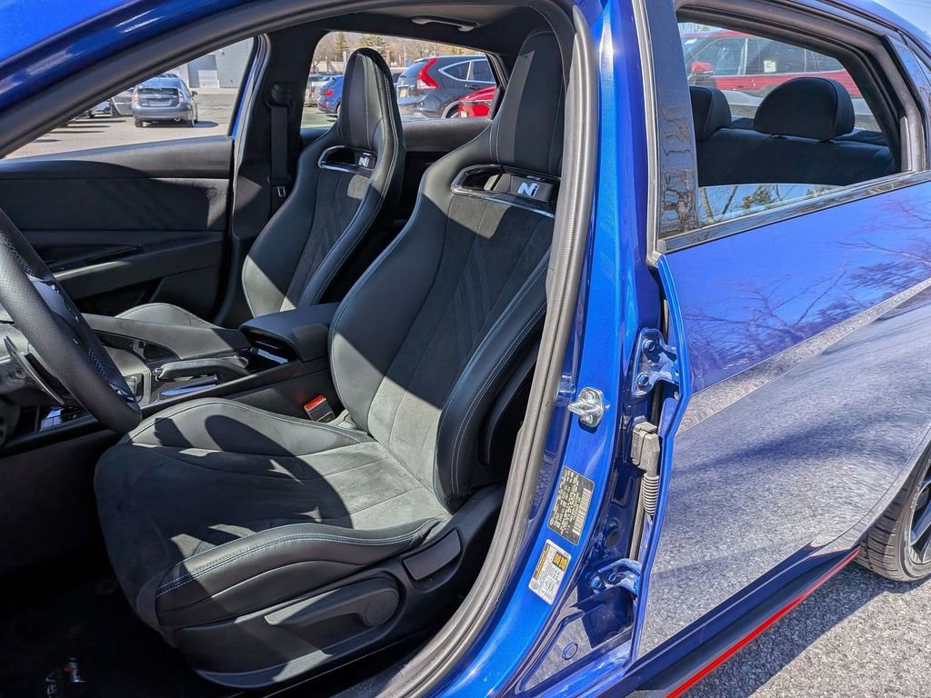 Used 2025 Hyundai Elantra N image 8