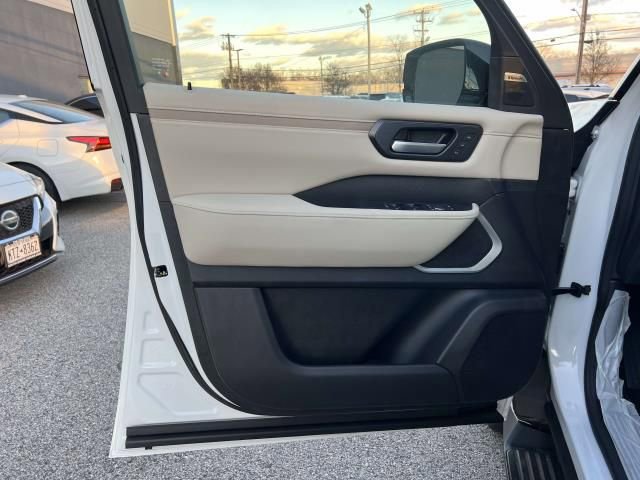 New 2026 Nissan Armada Platinum image 16