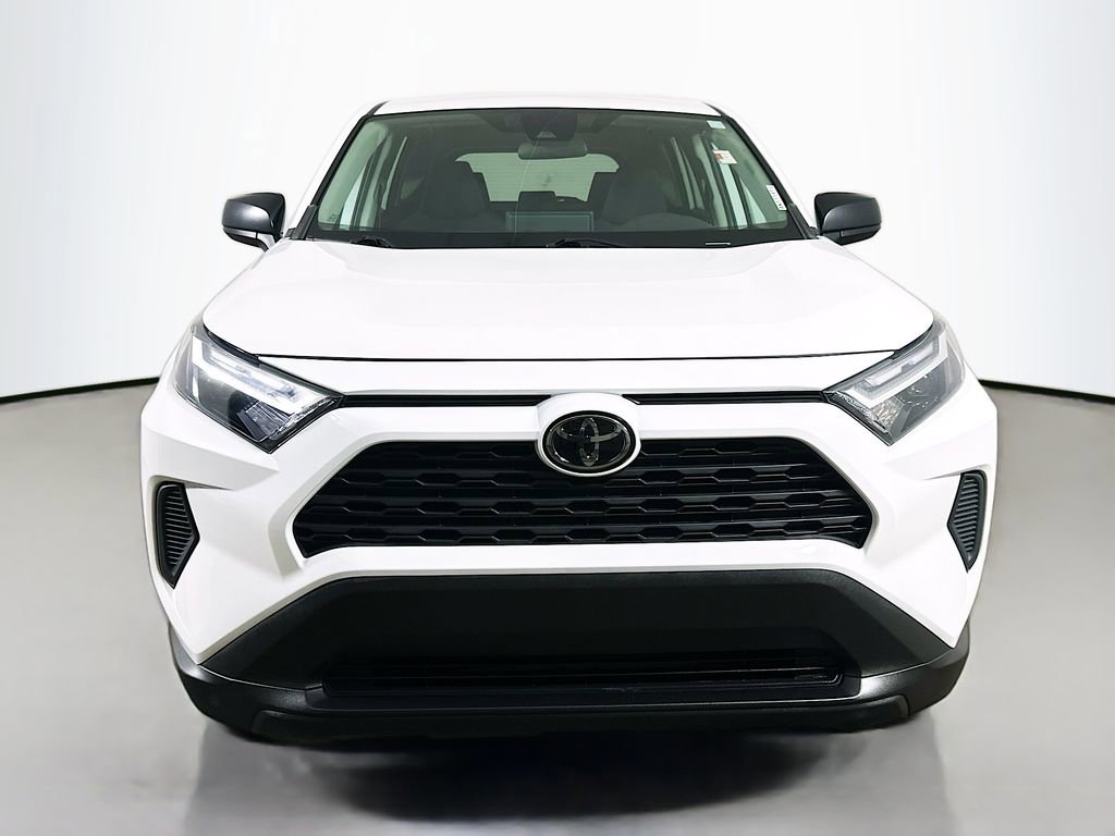 Used 2023 Toyota RAV4 LE FWD video 2