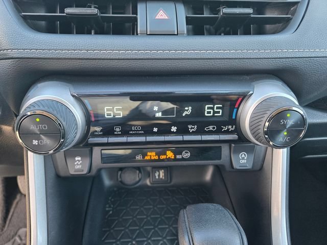 Used 2024 Toyota RAV4 XLE FWD image 17