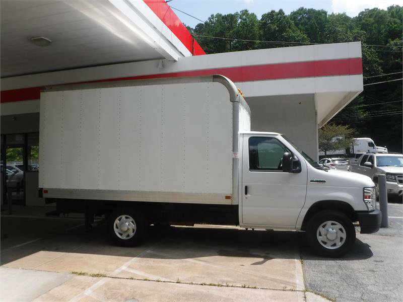 Used 2019 Ford E-350 and Econoline 350 Super Duty w/ Power Windows & Locks Group RWD image 2