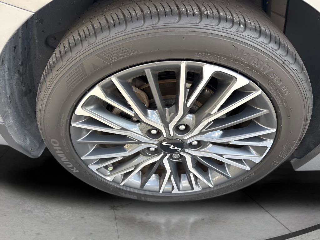 Used 2024 Kia Forte GT-Line w/ GT-Line Premium Package image 19