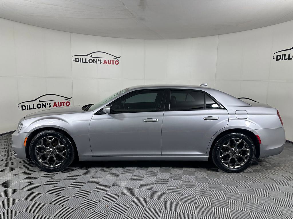Used 2016 Chrysler 300 S image 3