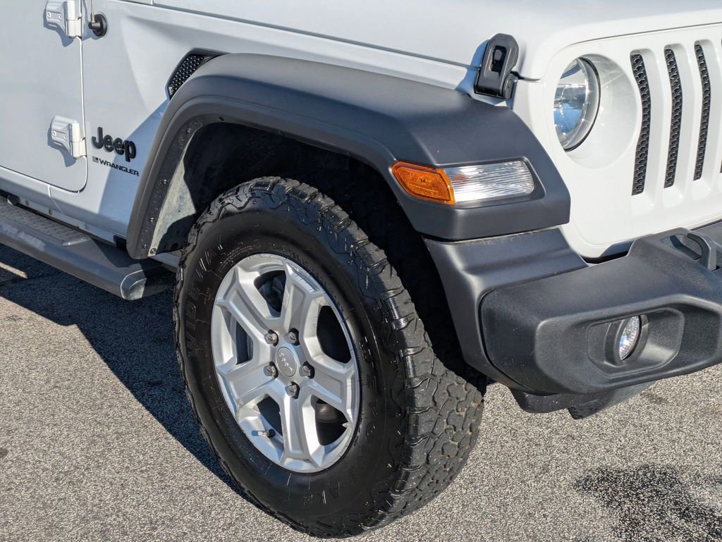 Used 2023 Jeep Wrangler Sport S image 10
