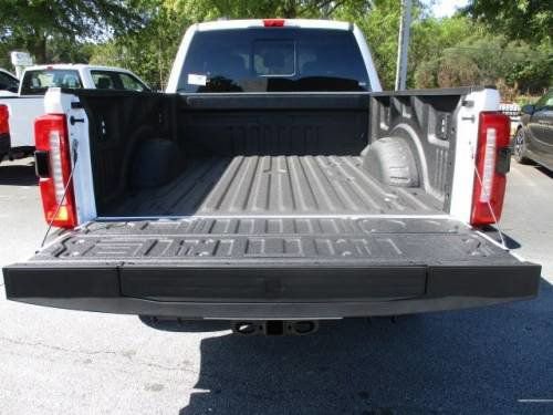 New 2026 Ford F250 Lariat w/ Black Appearance Package image 4