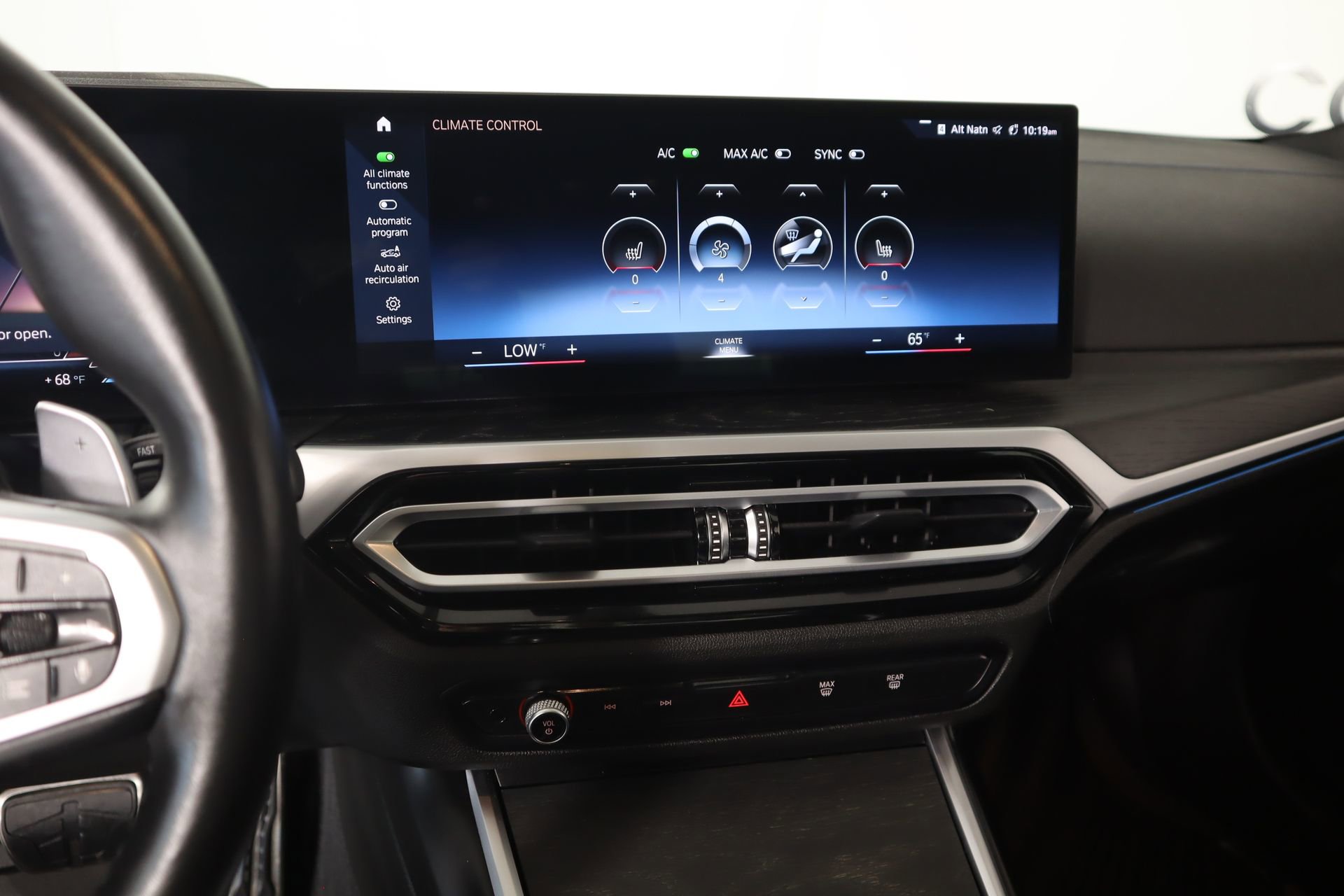 Used 2023 BMW 330i xDrive Sedan w/ M Sport Package image 5