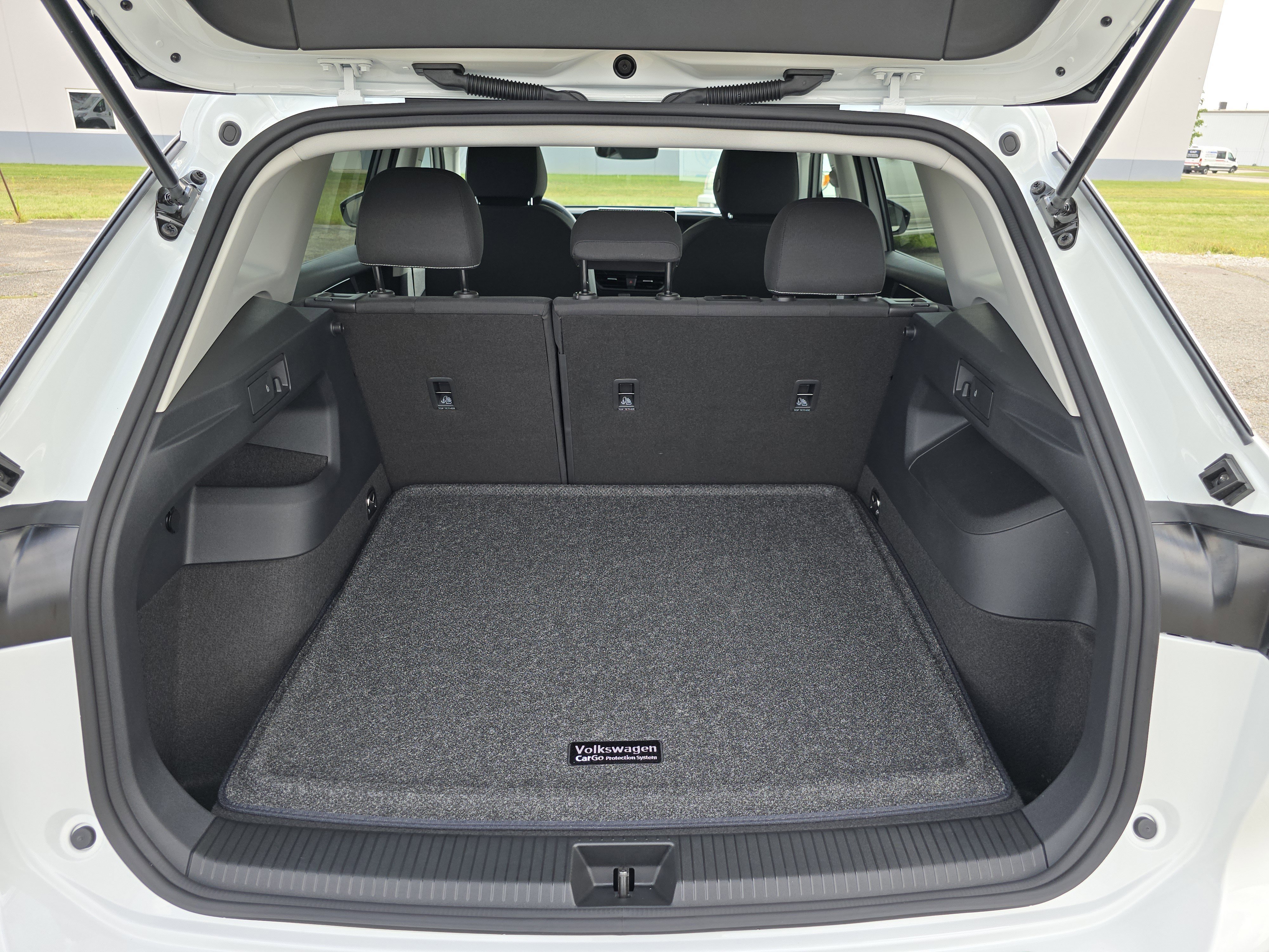 New 2025 Volkswagen Tiguan S image 18