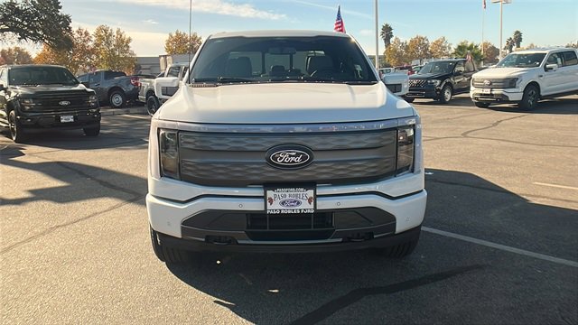 New 2025 Ford F150 Lightning Lariat image 8