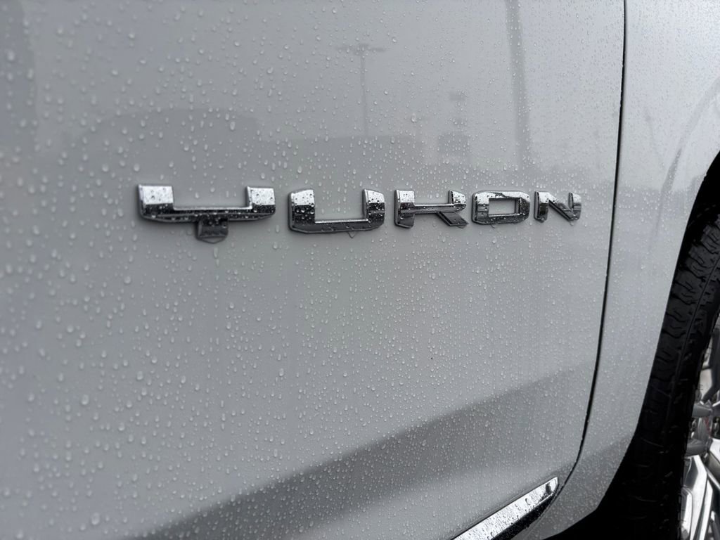 Used 2023 GMC Yukon SLT image 31