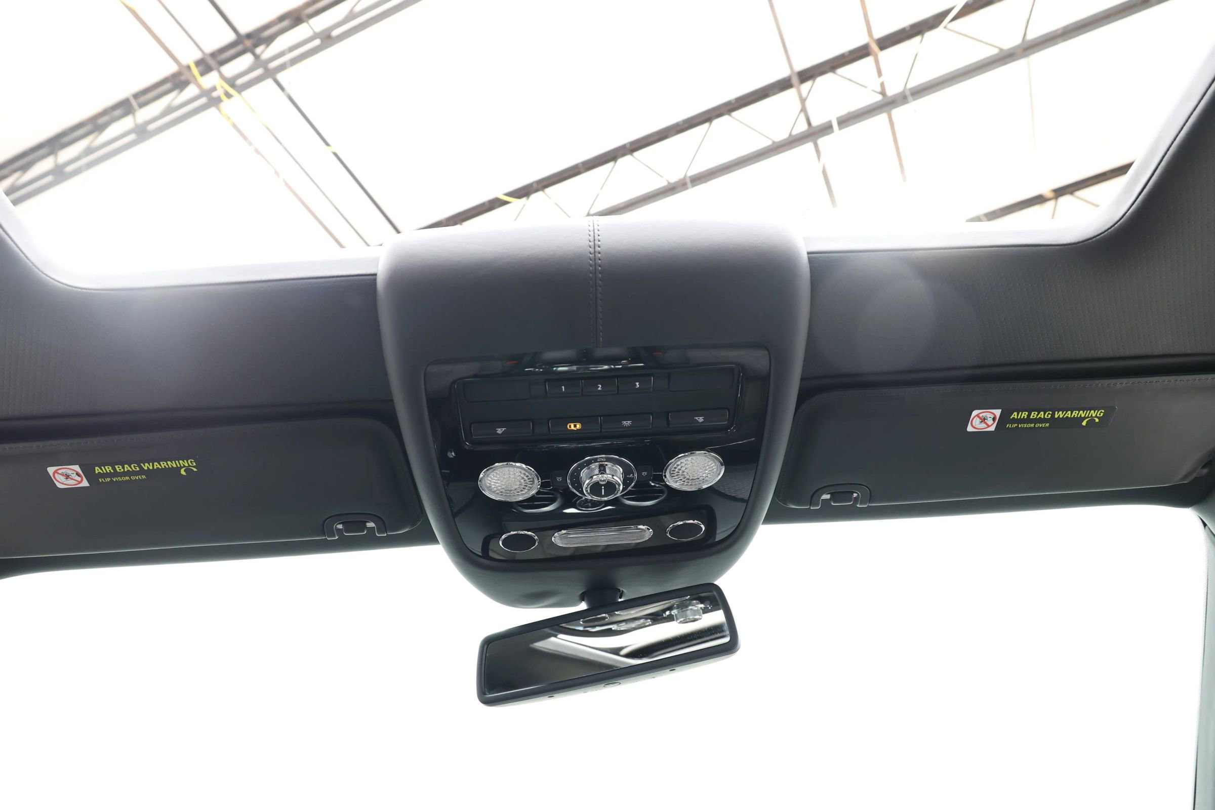 Used 2014 Bentley Flying Spur W12 image 38