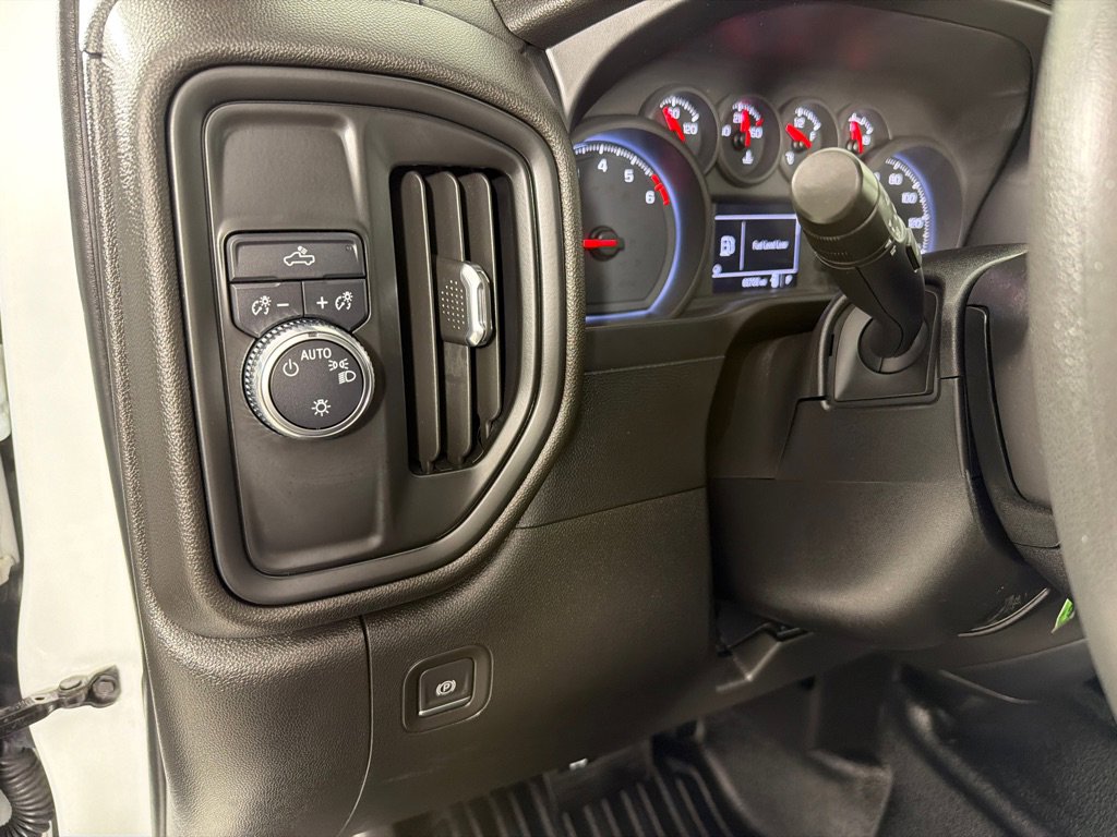 Used 2022 GMC Sierra 2500 Pro w/ Fleet Convenience Package RWD image 14