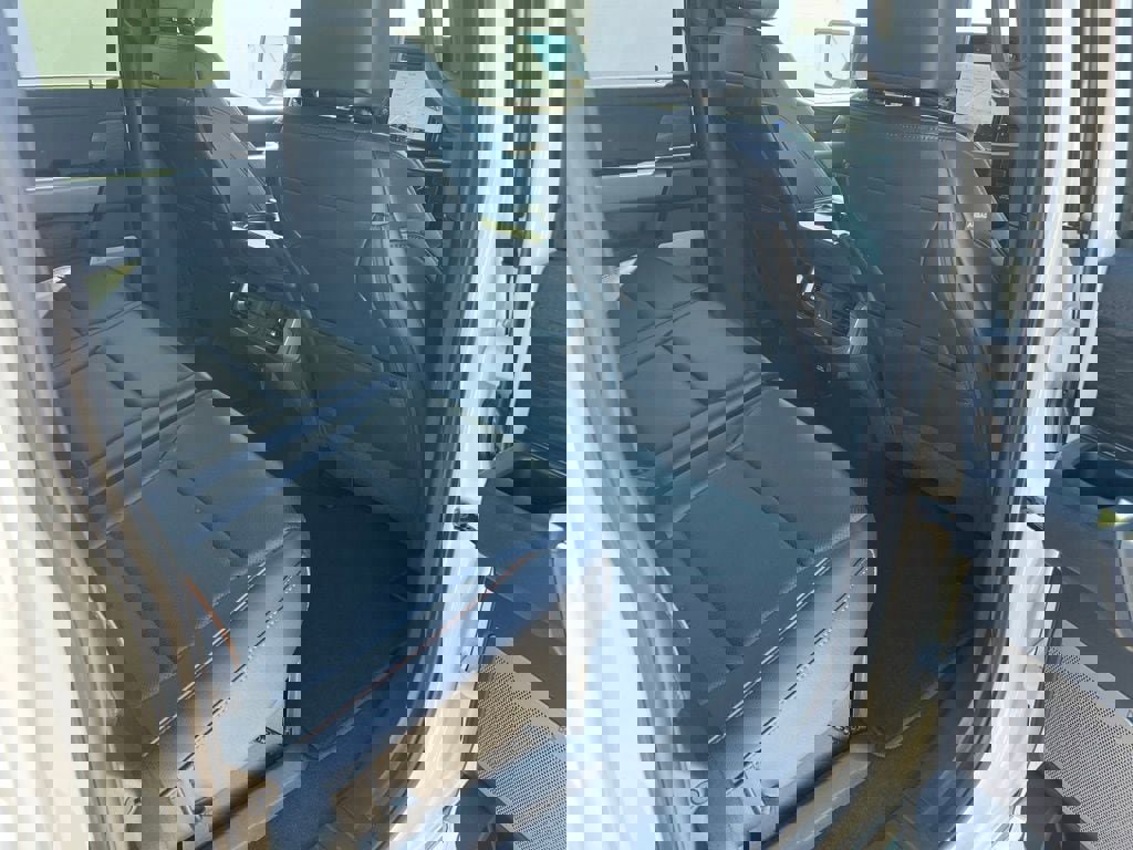 New 2026 Ford F150 Lariat w/ Equipment Group 502A High image 24