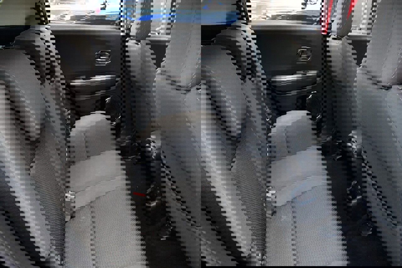 Used 2022 Honda HR-V EX image 8