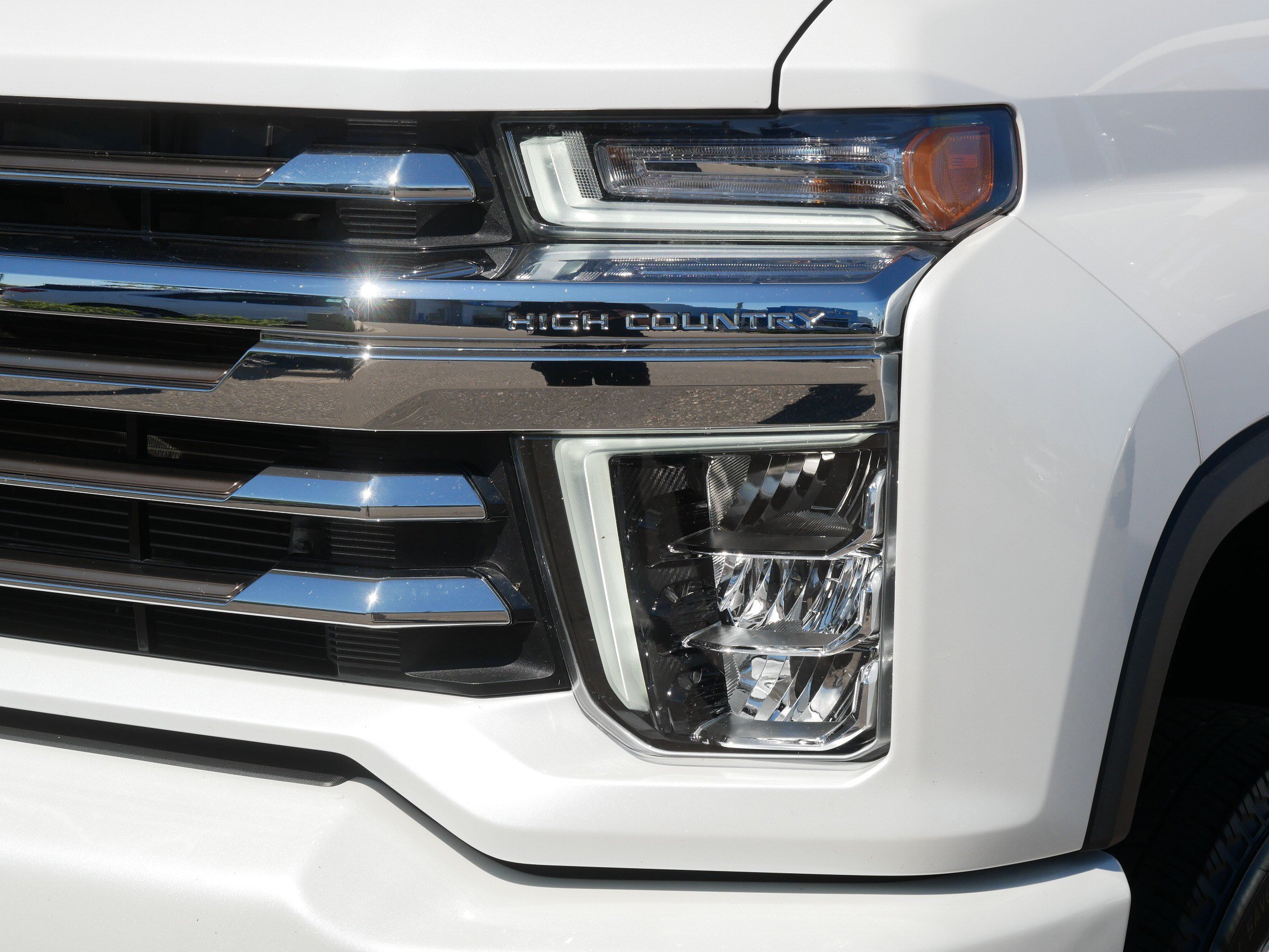 Used 2022 Chevrolet Silverado 3500 High Country AWD/4WD image 16