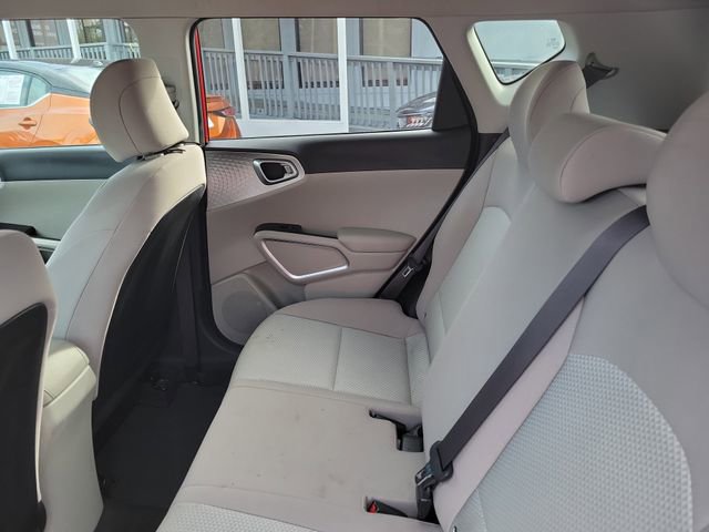 Used 2020 Kia Soul LX FWD image 27