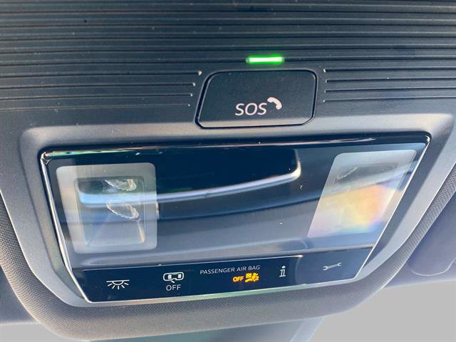 Used 2024 Volkswagen Atlas Cross Sport SE image 34