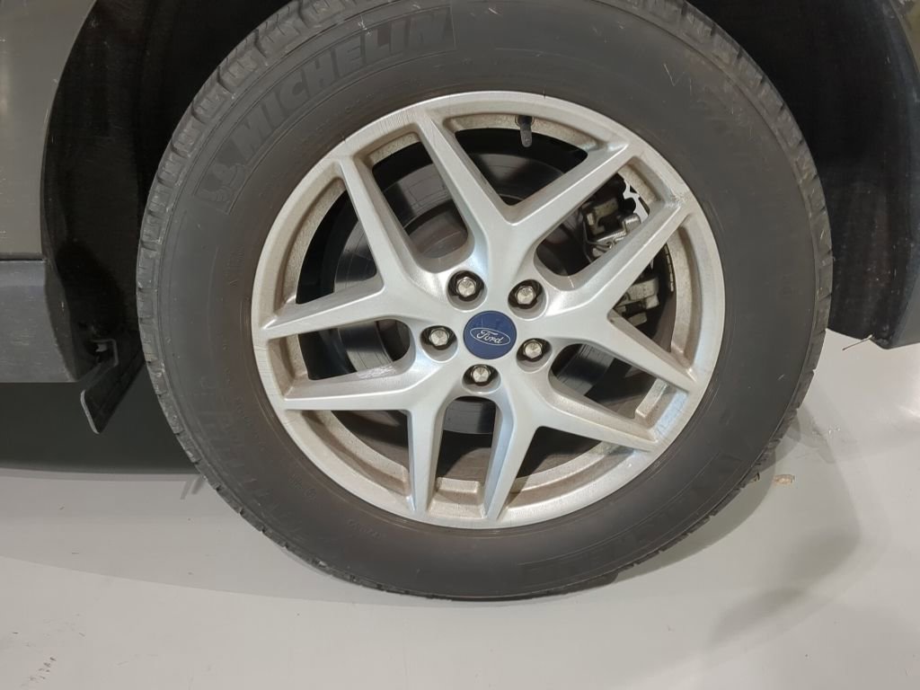 Used 2022 Ford Edge SEL w/ Convenience Package image 9