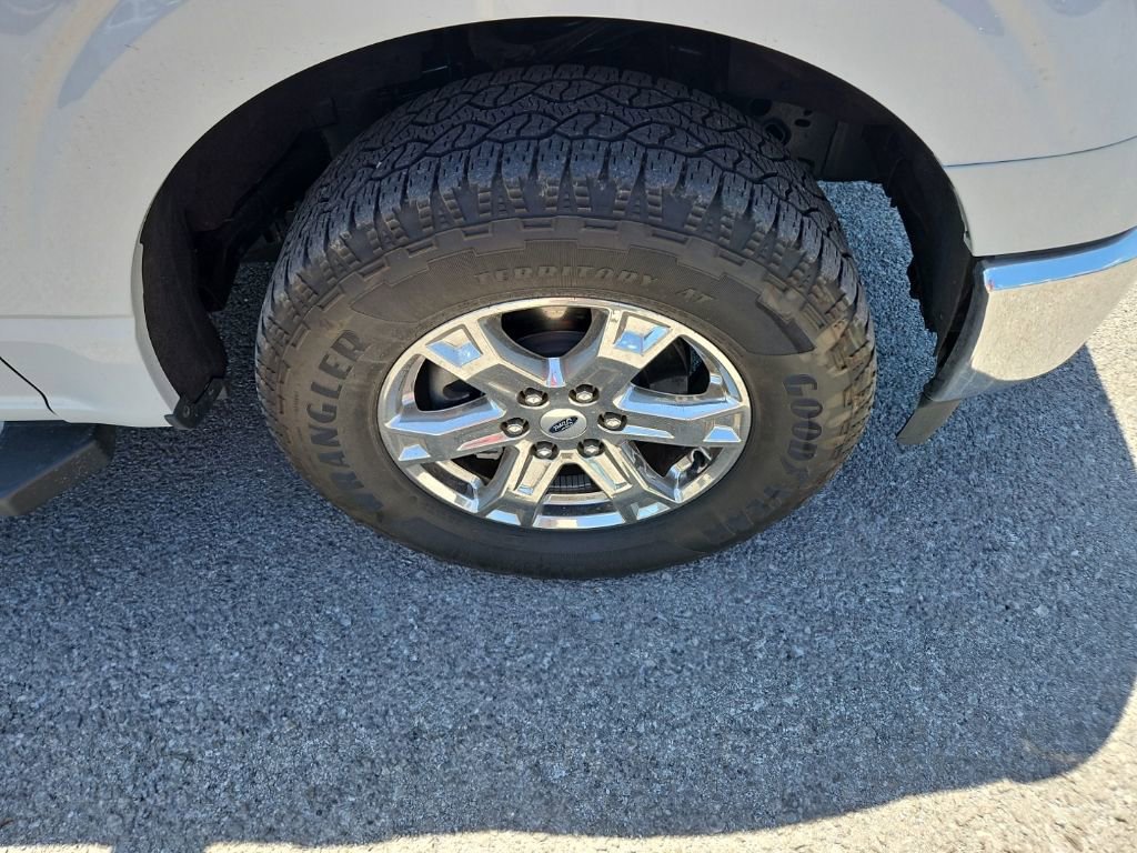 Used 2022 Ford F150 Lariat AWD/4WD image 10