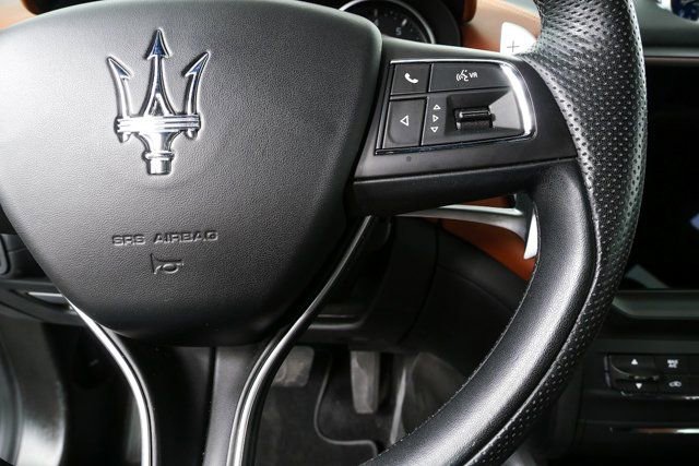 Used 2023 Maserati Ghibli Modena image 11