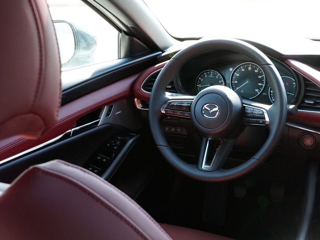 New 2026 MAZDA MAZDA3 2.5 S Hatchback w/ Premium Pkg image 32