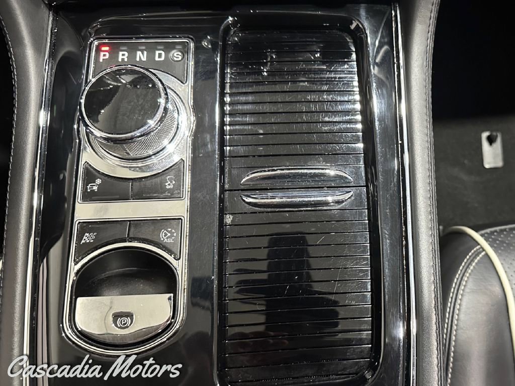 Used 2014 Jaguar XJ L Portfolio image 39