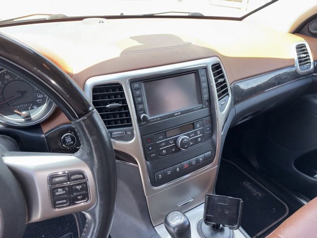 Used 2013 Jeep Grand Cherokee Overland Summit AWD/4WD image 9