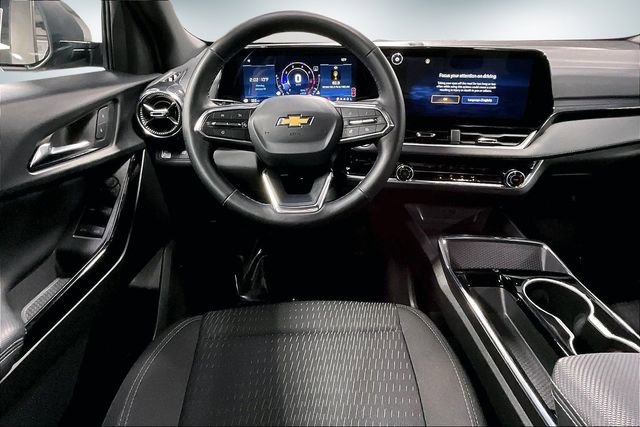 Used 2025 Chevrolet Equinox LT image 9