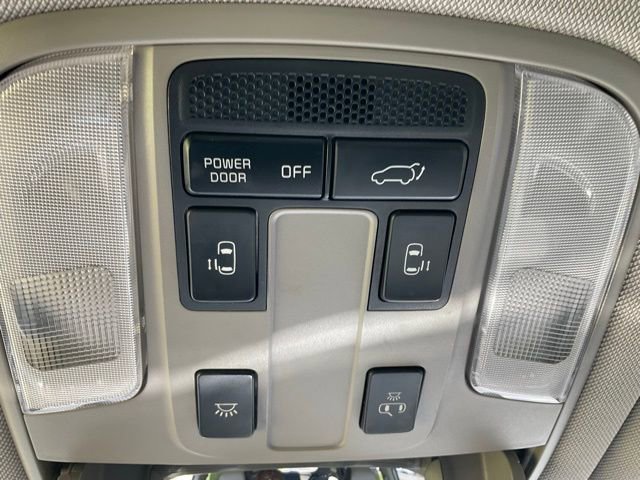 Certified 2017 Kia Sedona EX image 34