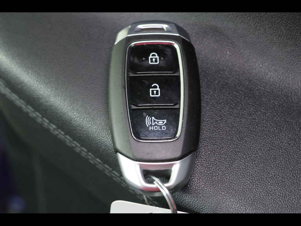 Used 2020 Hyundai Santa Fe SEL w/ Cargo Package FWD image 13