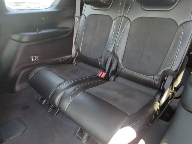 Certified 2023 Jeep Grand Cherokee L Laredo AWD/4WD image 25