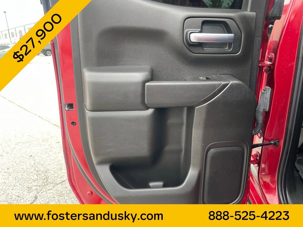 Used 2020 Chevrolet Silverado 1500 Custom w/ Custom Value Package AWD/4WD image 16