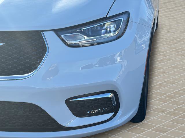 New 2026 Chrysler Pacifica Select image 10