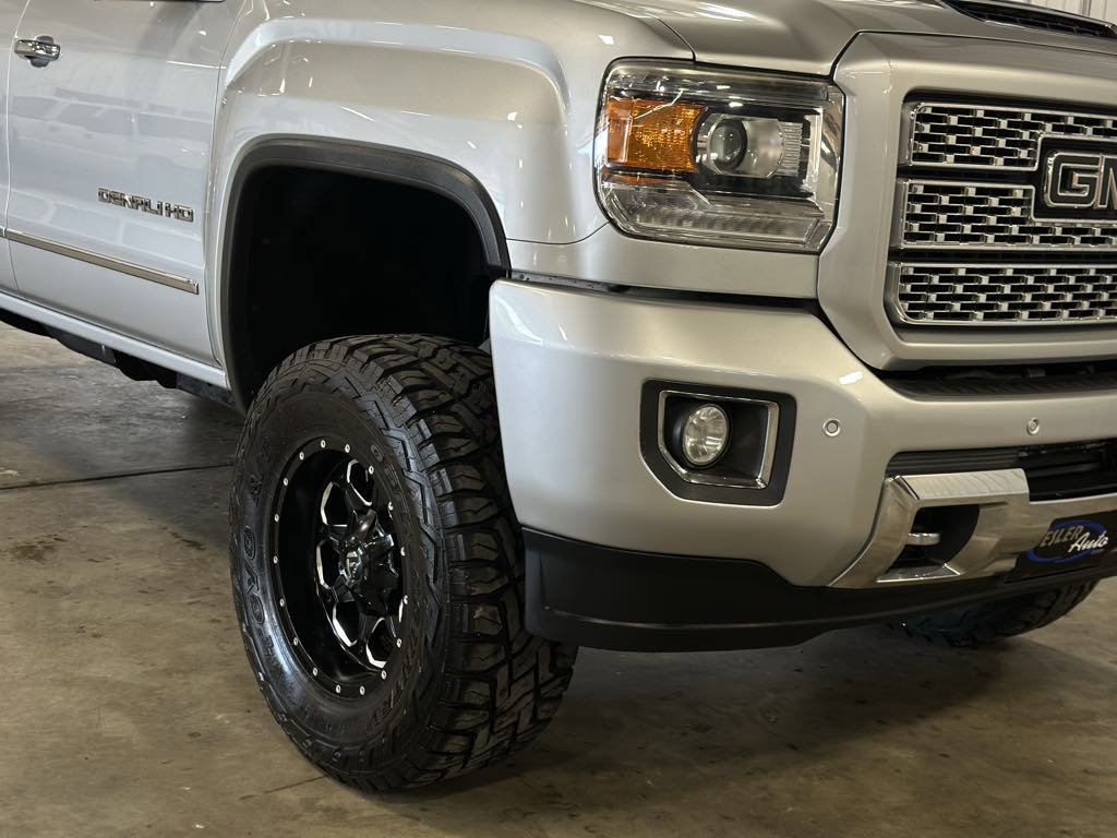 Used 2018 GMC Sierra 2500 Denali w/ Duramax Plus Package image 33