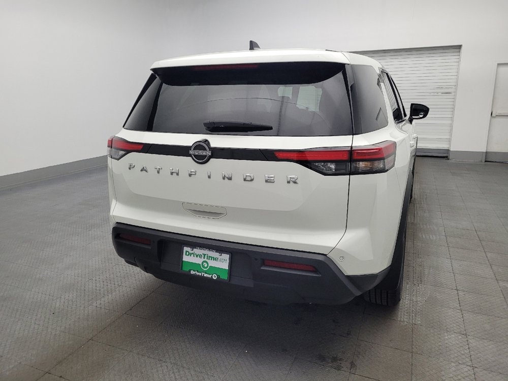Used 2023 Nissan Pathfinder S image 7