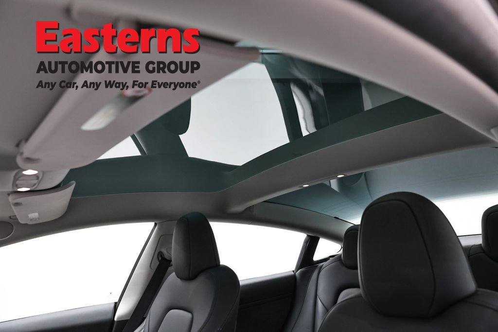 Used 2023 Tesla Model 3 Standard Range image 28