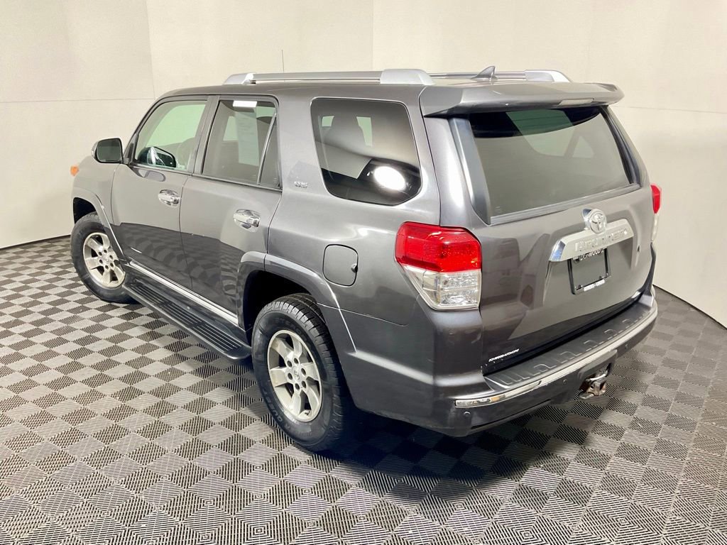 Used 2011 Toyota 4Runner SR5 w/ Convenience Pkg image 9