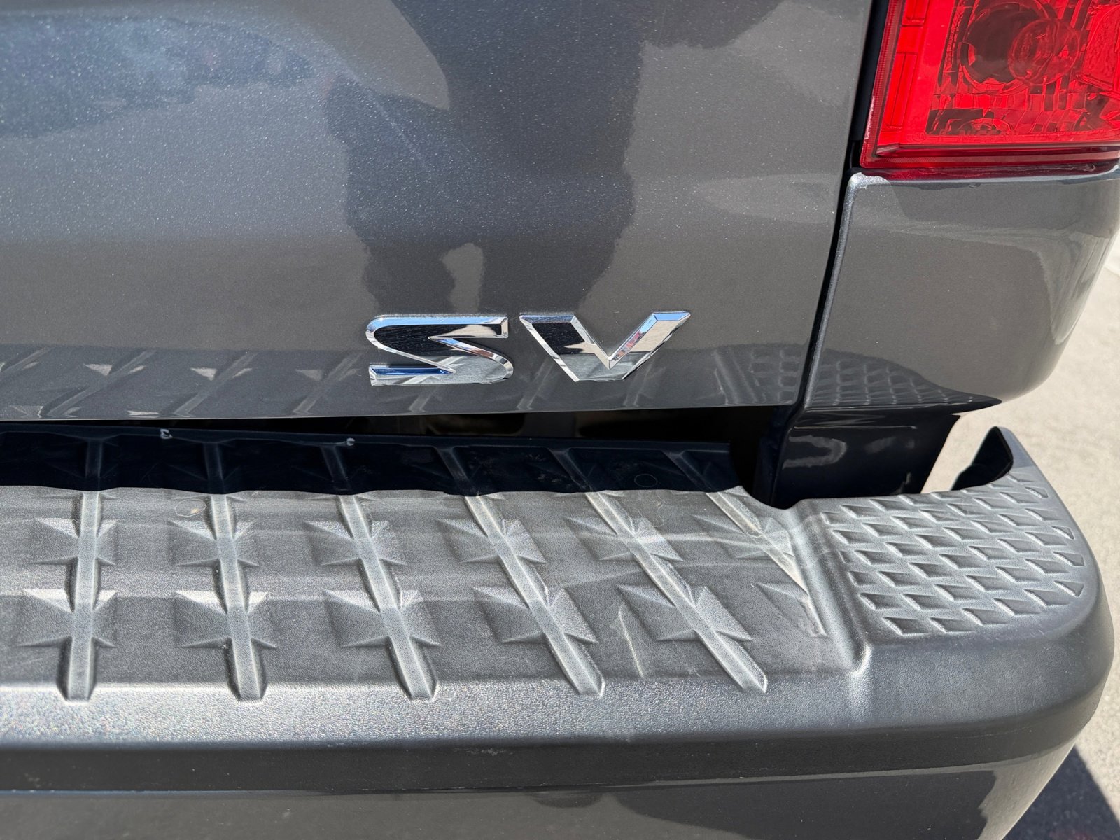 Used 2022 Nissan Titan SV w/ Accessory Utility Package RWD image 27