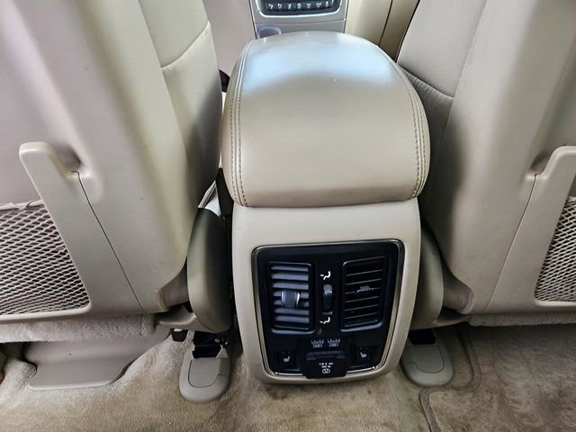 Used 2018 Jeep Grand Cherokee Overland image 24