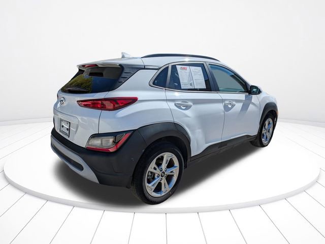 Used 2022 Hyundai Kona SEL image 4