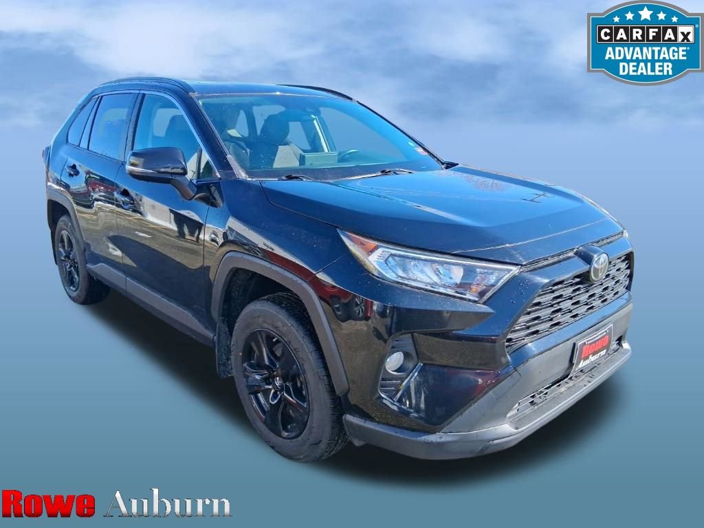 Used 2019 Toyota RAV4 XLE w/ Convenience Package image 1