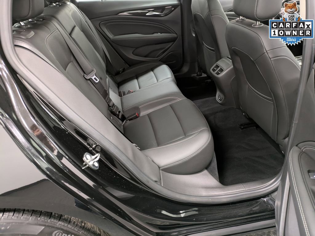 Used 2018 Buick Regal Essence w/ Driver Confidence Package #1 image 26