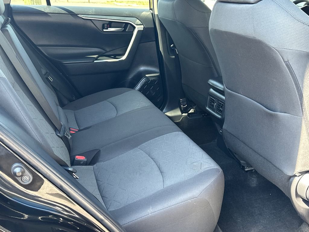 Used 2023 Toyota RAV4 XLE w/ Convenience Package image 14