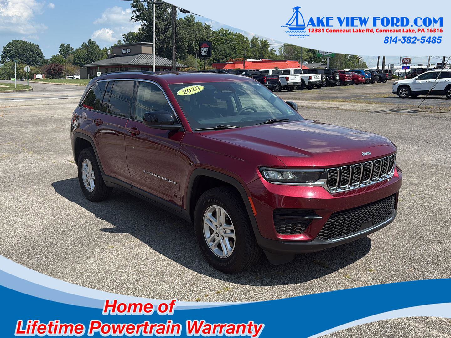 Used 2023 Jeep Grand Cherokee Laredo