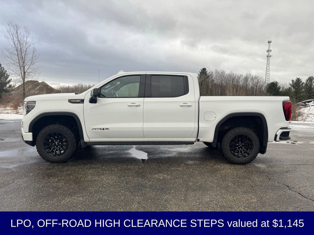 Used 2023 GMC Sierra 1500 AT4X image 3